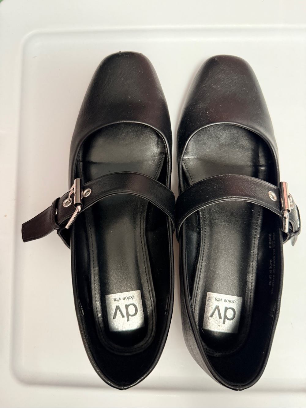DV black Maryjane’s. Gently worn.